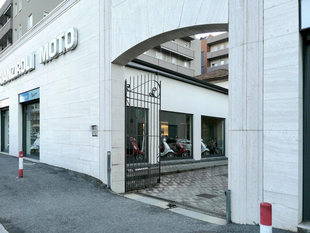 Appartamento Aida - Near The Center With Private Parking E Ac 科莫 外观 照片