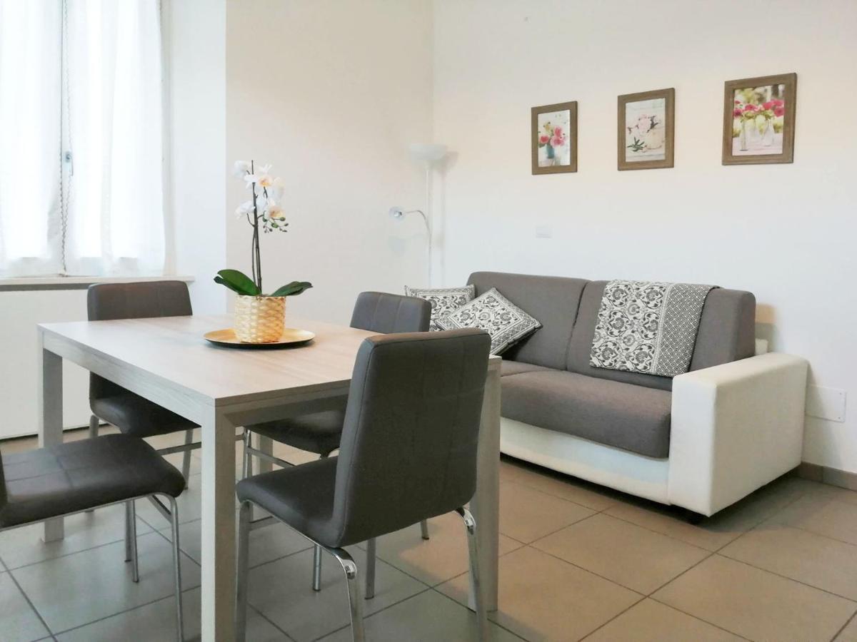 Appartamento Aida - Near The Center With Private Parking E Ac 科莫 外观 照片