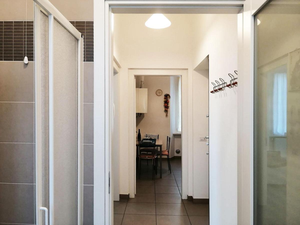 Appartamento Aida - Near The Center With Private Parking E Ac 科莫 外观 照片