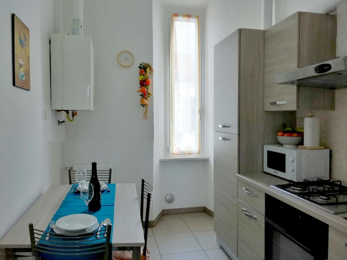 Appartamento Aida - Near The Center With Private Parking E Ac 科莫 外观 照片